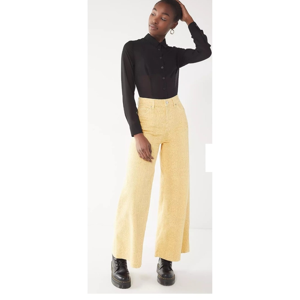 BDG Urban Outfitters Marilyn Snakeskin Wide Leg Jeans Women's Size 30 High Rise